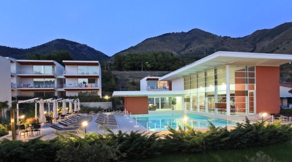 Sporting Club Resort Praia a Mare Exterior foto